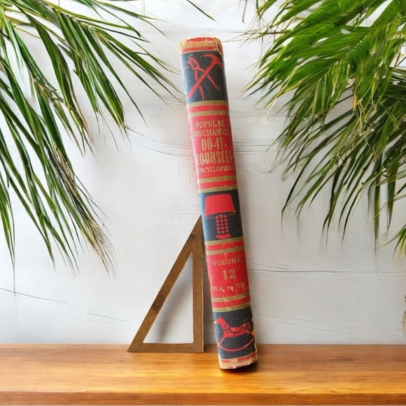 VINTAGE 1955 Popular Mechanics Do-It-Yourself Encyclopedia - Volume 12 - Picture 3 of 15